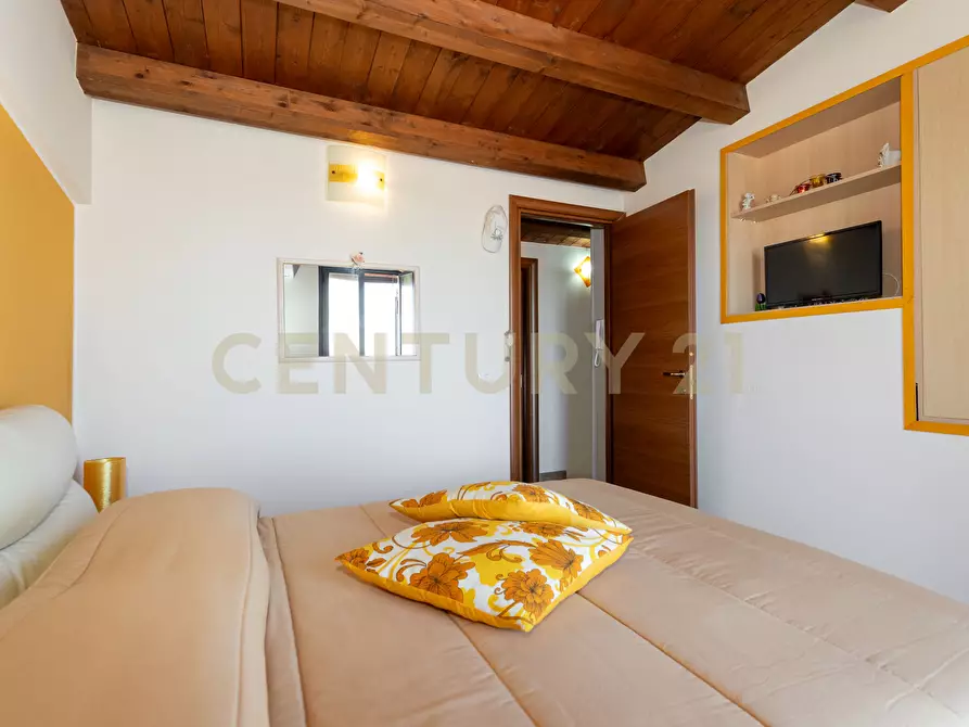 Immagine 48 di Casa indipendente in vendita  in VIALE ROSANNA a Noto