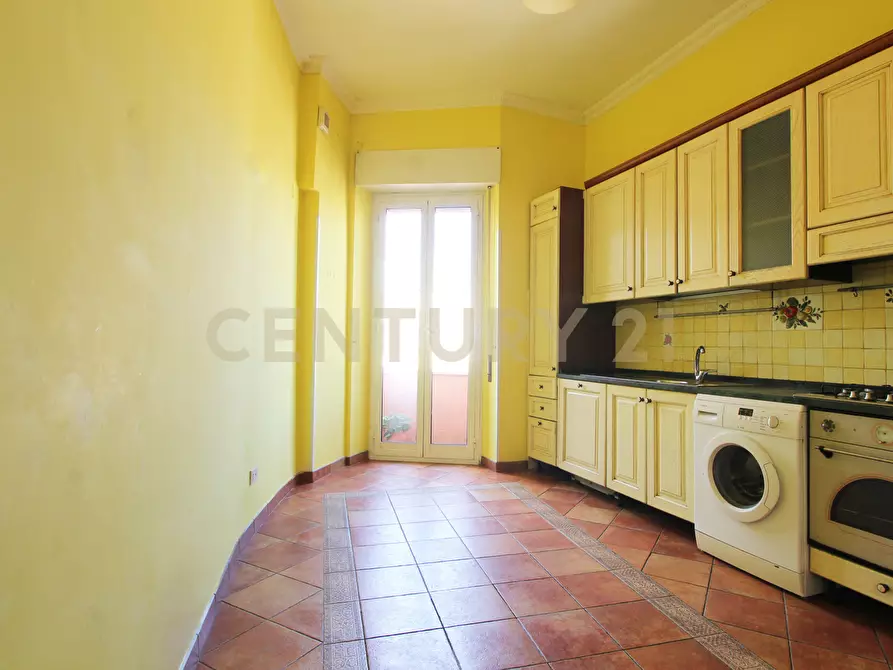 Immagine 10 di Pentalocale in affitto  in Piazza Orazio Marucchi 5 a Roma