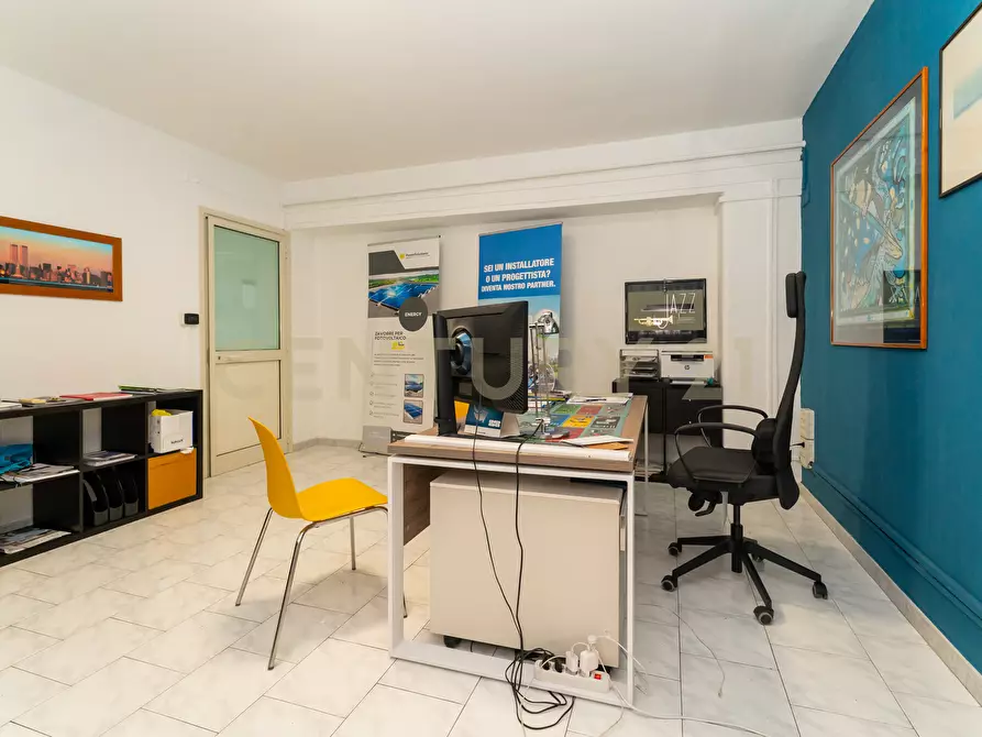 Immagine 21 di Trilocale in vendita  in Via Grazia Deledda 17 a Catania