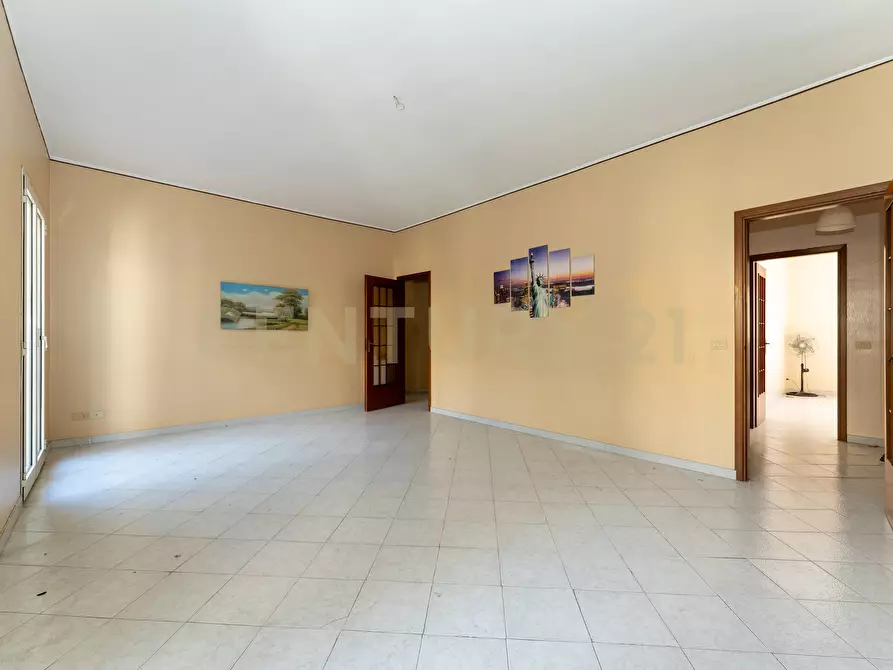 Immagine 54 di Quadrilocale in vendita  in Via Plebiscito 85 a Misterbianco