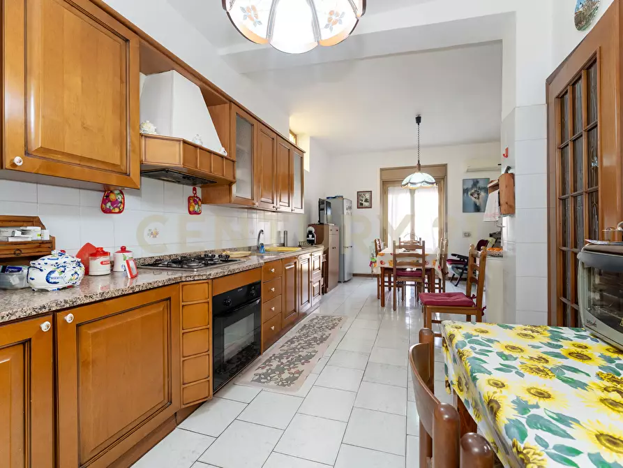 Immagine 26 di Quadrilocale in vendita  in Via Cefalù 16 a Misterbianco