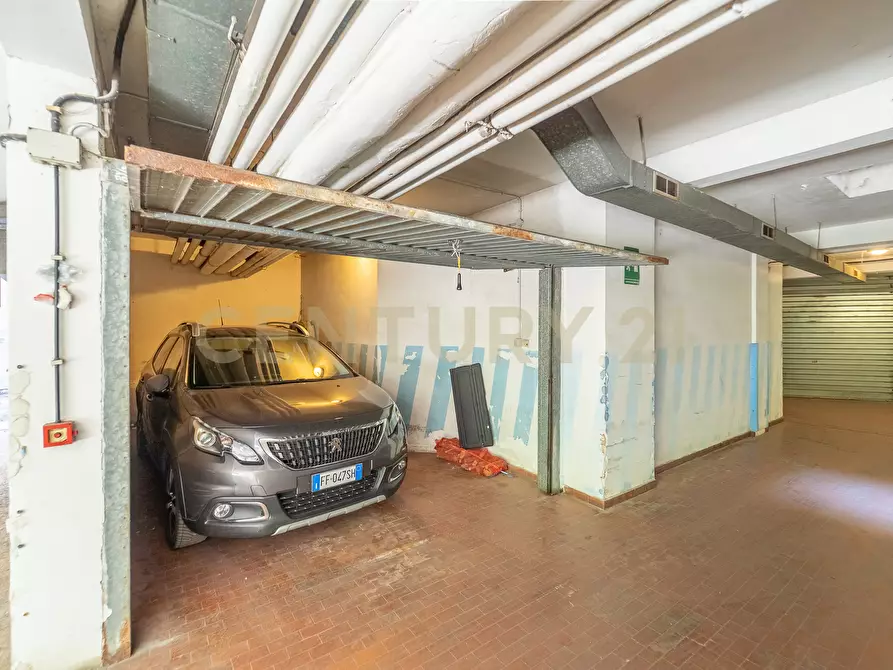 Immagine 78 di Attico in vendita  in Viale Cortina d'Ampezzo 199 a Roma