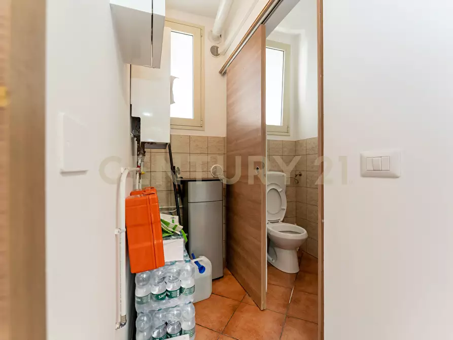 Immagine 12 di Casa indipendente in vendita  in Via Puglia 42 a Catania