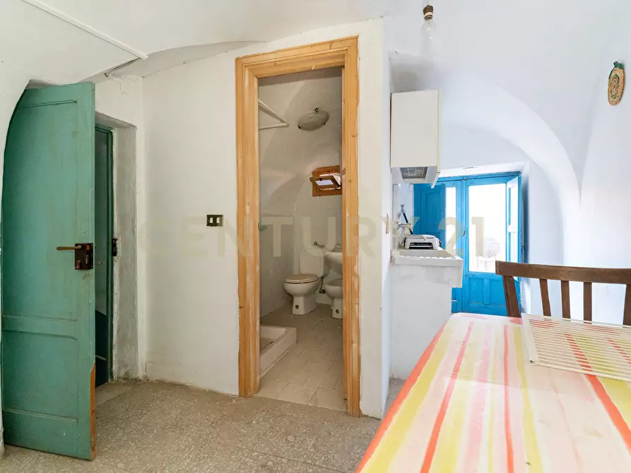 Immagine 15 di Rustico / casale in vendita  in Via Alessandro Manzoni 10 a Motta Sant'anastasia