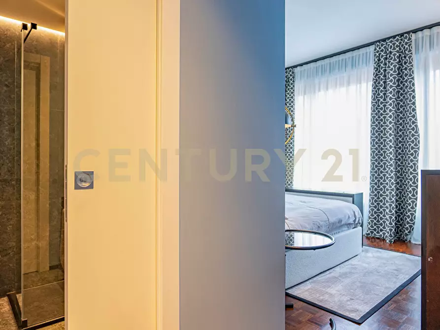 Immagine 18 di Trilocale in vendita  in Via dell'Olmata 30 a Roma