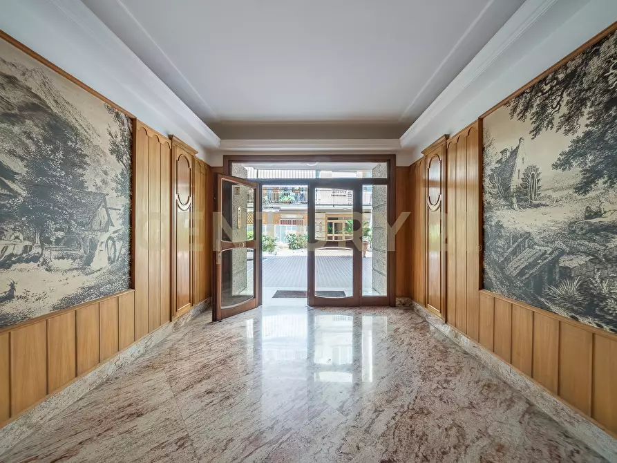 Immagine 86 di Trilocale in vendita  in Via Carlo Dossi 80 a Roma
