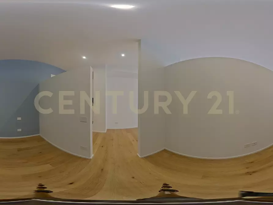 Immagine 17 di Loft/Open space in vendita  in Via dell'Olmata 30 a Roma