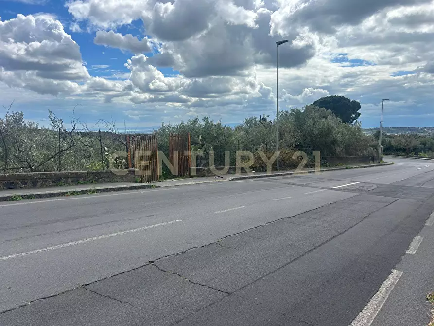 Immagine 39 di Terreno edificabile in vendita  in Viale Giovanni Falcone 9 a Camporotondo Etneo