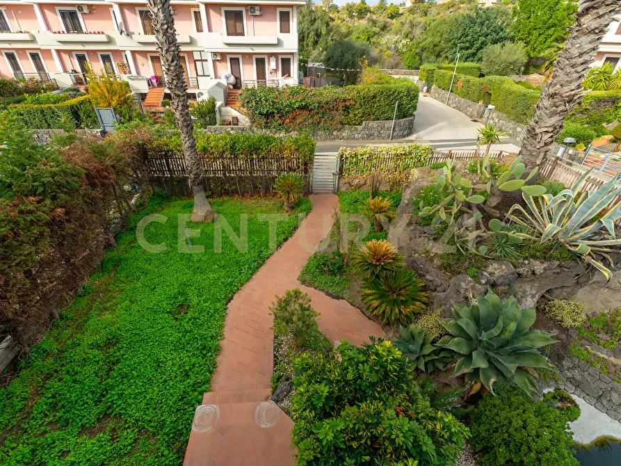 Immagine 11 di Villa in vendita  in Via Porto Marretti 17 a Mascalucia