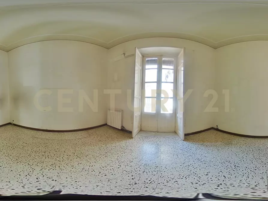 Immagine 51 di Pentalocale in vendita  in Via Milano 60 a Catania