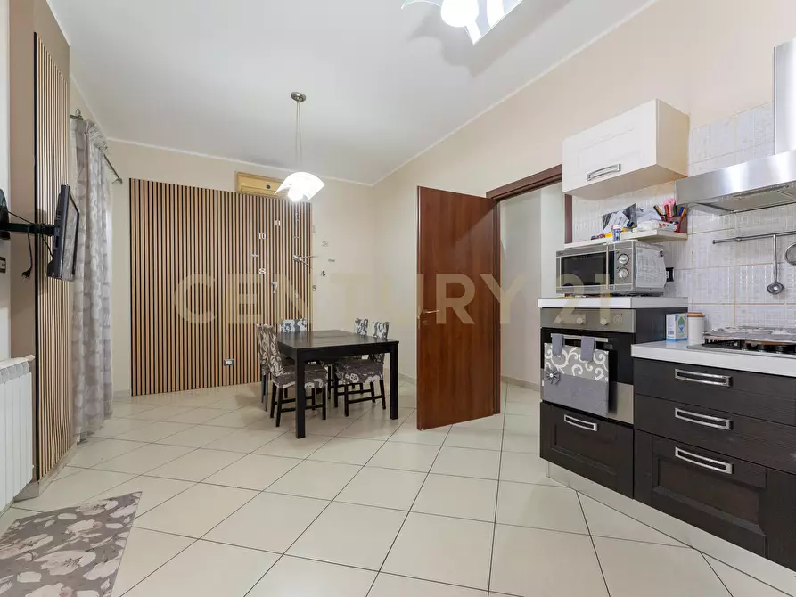 Immagine 19 di Pentalocale in vendita  in Via Cesare Battisti 34 a Belpasso