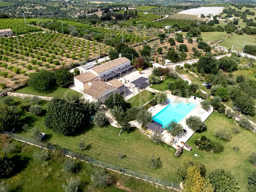 Immagine 6 di Rustico / casale in vendita  a Noto
