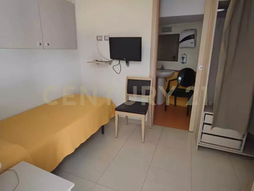 Immagine 4 di Palazzo in vendita  a Messina