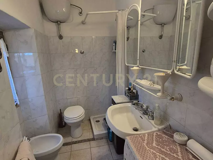 Immagine 36 di Attico in vendita  in Via Isidoro Maggi a Arcidosso