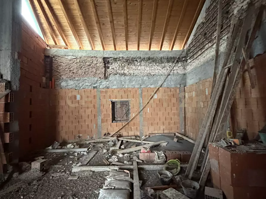 Immagine 13 di Rustico / casale in vendita  in Via Carlo Forlanini 49 a Catania