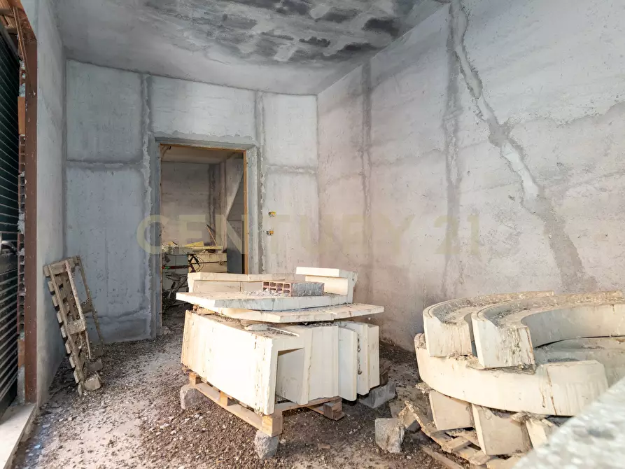 Immagine 15 di Casa indipendente in vendita  in Via Marchese 392 a Misterbianco