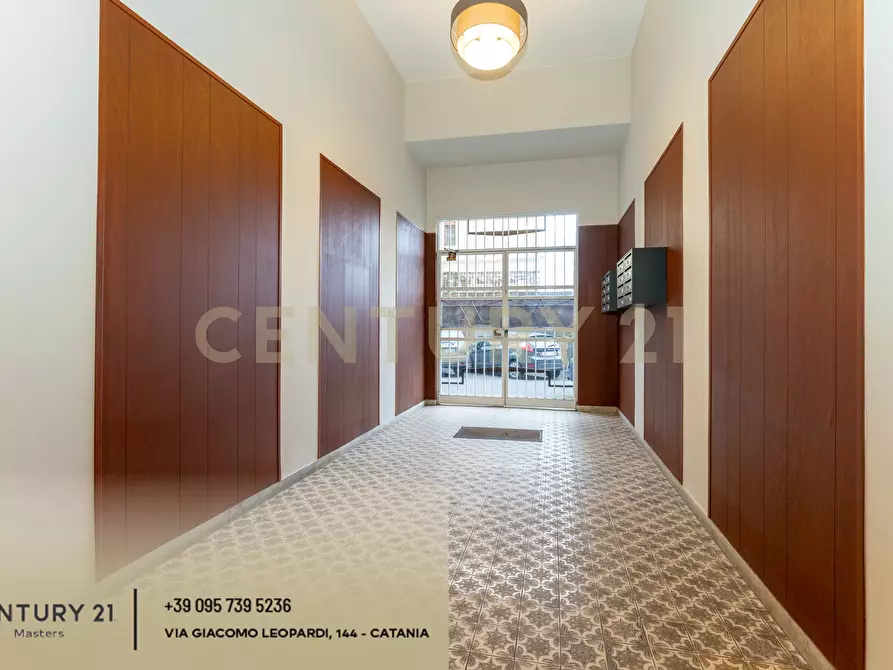 Immagine 7 di Trilocale in vendita  in Via Caduti del Lavoro 2 a Gravina Di Catania