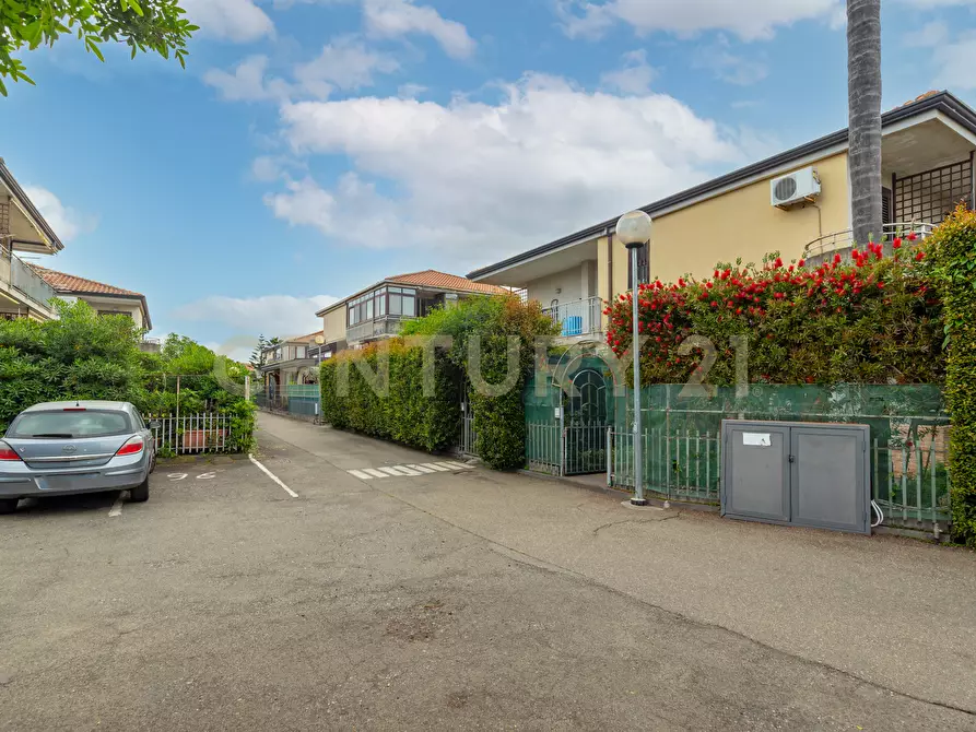 Immagine 8 di Porzione di casa in vendita  in Via Simone Neri 7 a Mascali