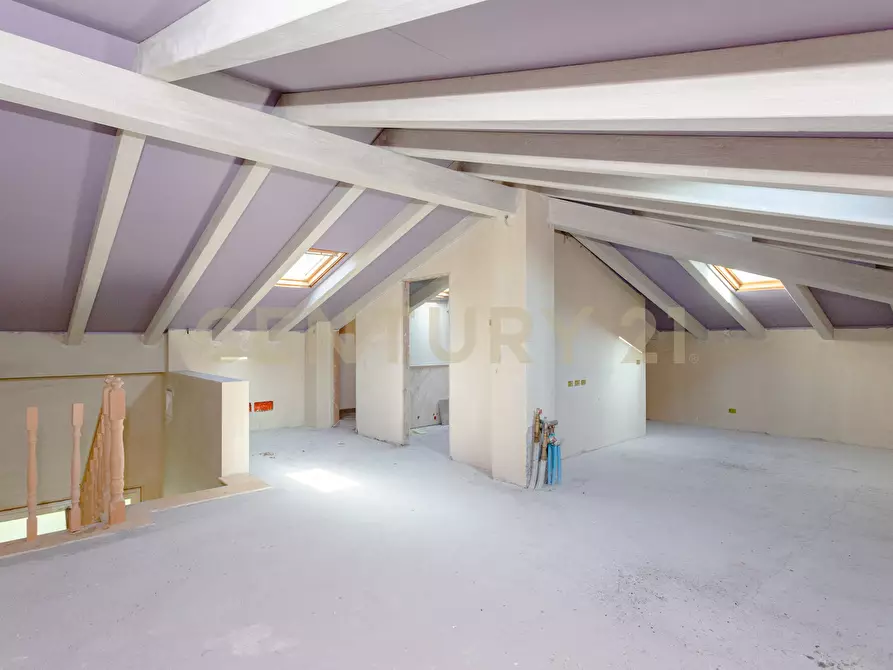 Immagine 26 di Villa in vendita  in Via Casalrosato 19 a Valverde