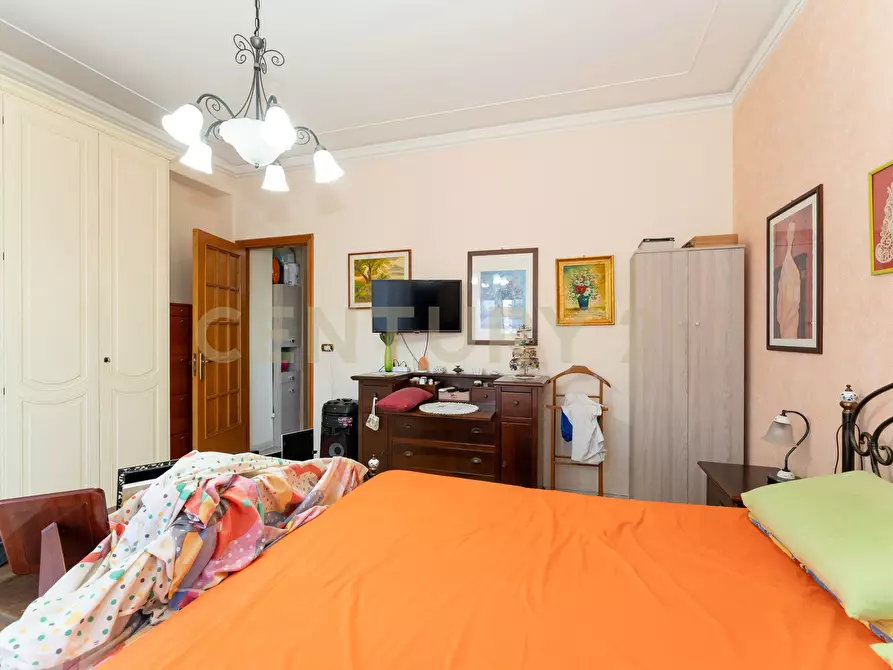 Immagine 15 di Quadrilocale in vendita  in Corso dei Mille 54 a Catania