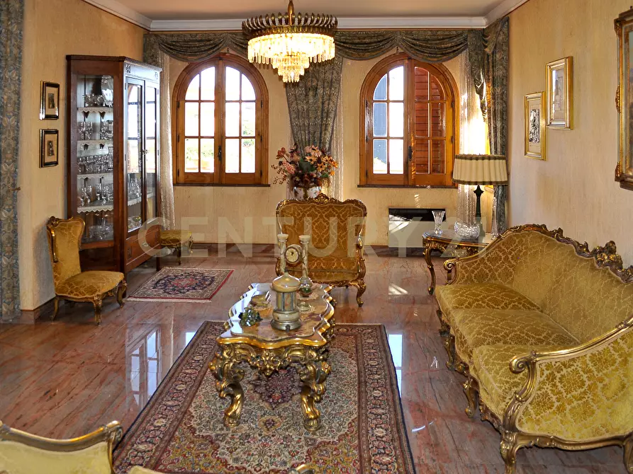 Immagine 18 di Villa in vendita  in Via Musumeci 47 a Giarre