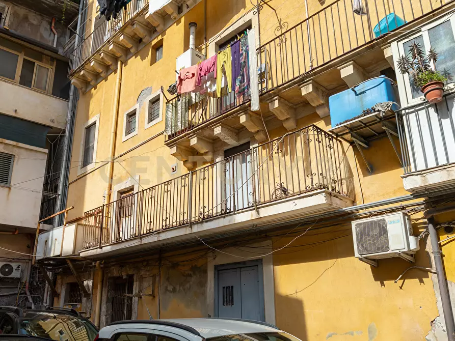 Immagine 21 di Bilocale in vendita  in Via Plebiscito 137 a Catania