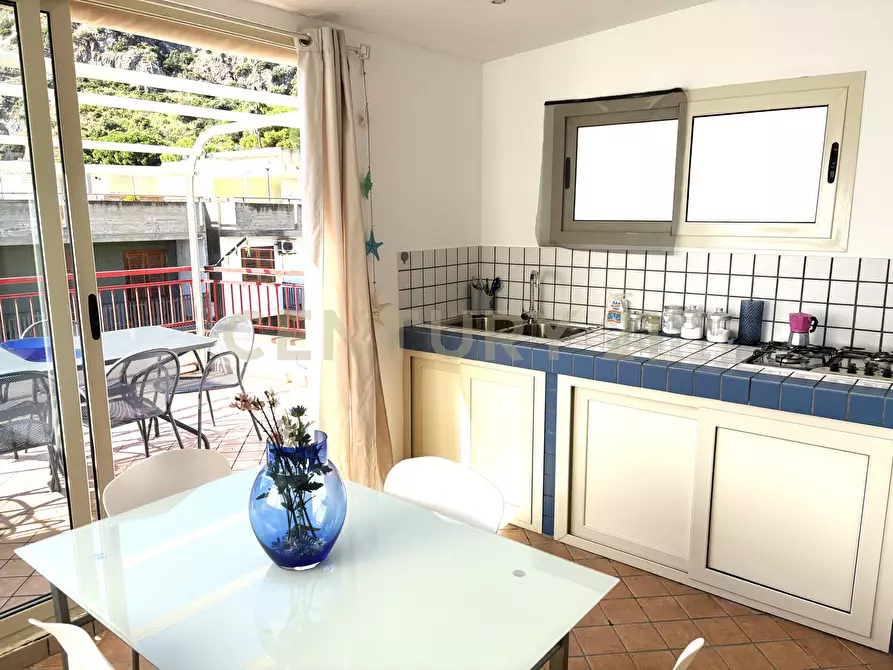 Immagine 8 di Attico in vendita  in Via dei Normanni 2 a Sant'alessio Siculo