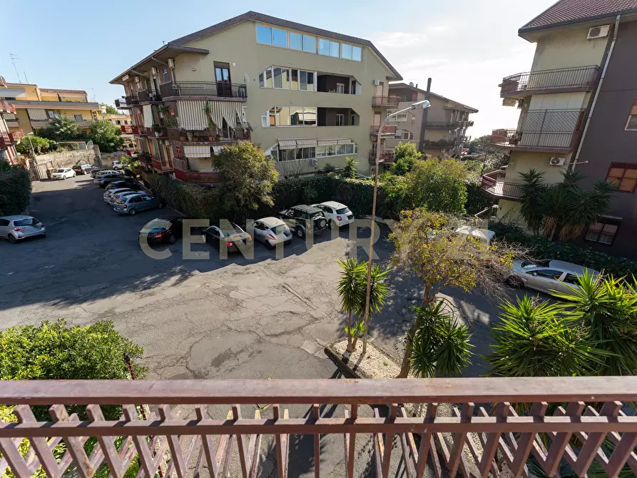 Immagine 30 di Appartamento in vendita  in Via Sgroppillo 21 a San Gregorio Di Catania