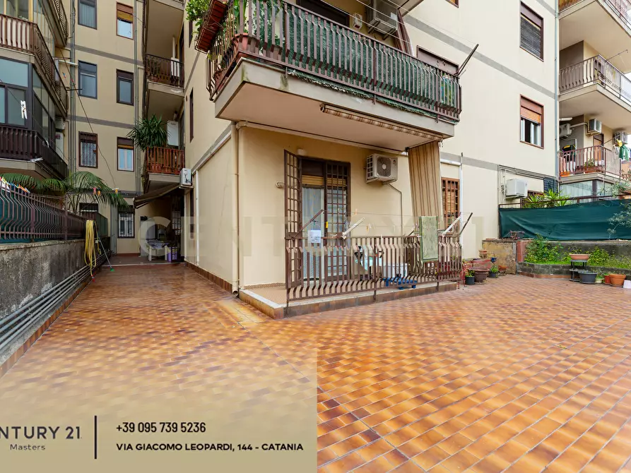 Immagine 33 di Trilocale in vendita  in Via Caduti del Lavoro 2 a Gravina Di Catania