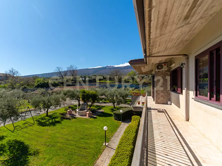 Immagine 44 di Villa in vendita  in Strada Comunale Calderara 5 a Randazzo