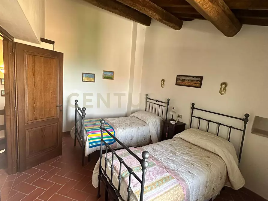 Immagine 31 di Pentalocale in vendita  in Via Porta San Francesco 1 a Cinigiano