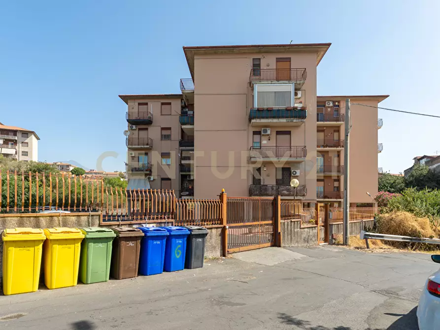Immagine 48 di Quadrilocale in vendita  in Via Poggio D'Aquila 20 a Catania