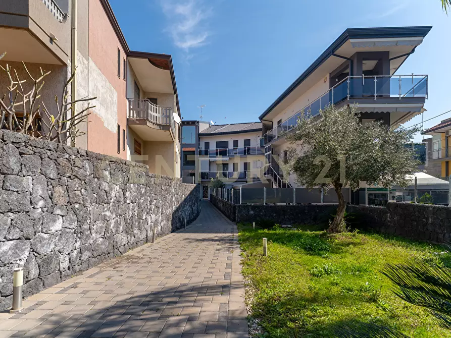 Immagine 3 di Appartamento in vendita  in Via dell'Aratro 14 a Catania