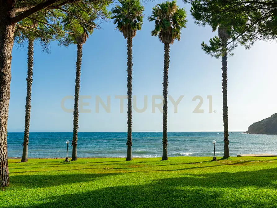 Immagine 64 di Villa in vendita  in baia arcile a Augusta