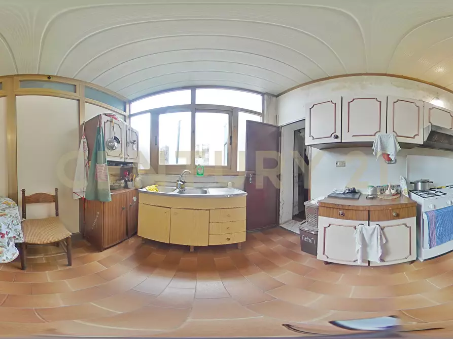 Immagine 41 di Pentalocale in vendita  in Via Sottotenente Cantone 30 a Mascalucia