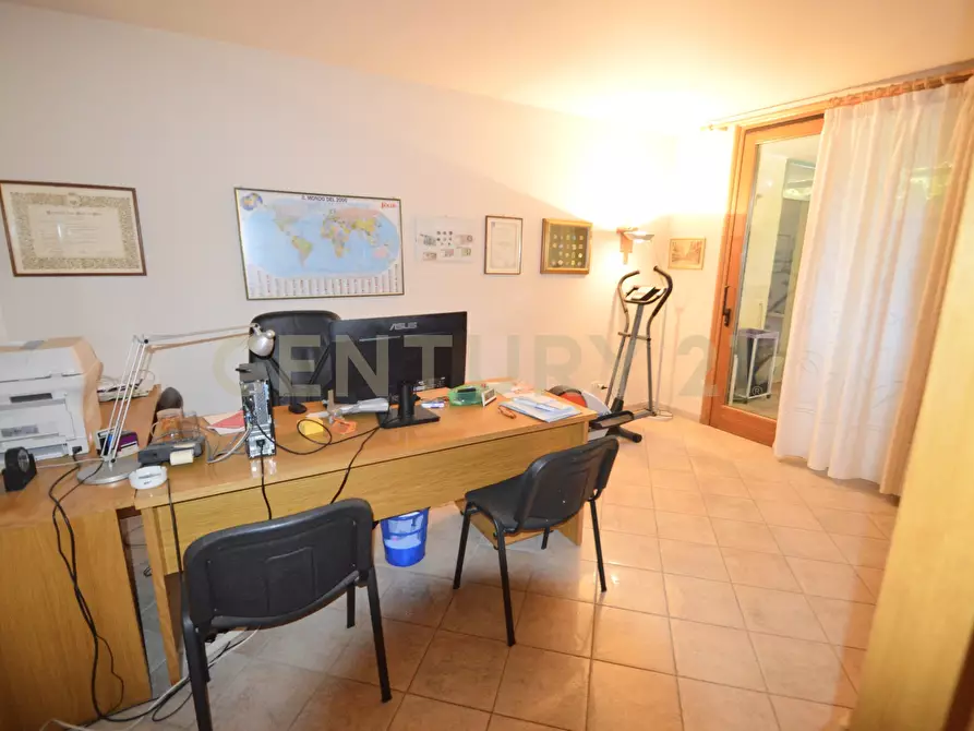 Immagine 46 di Villa in vendita  a Grosseto