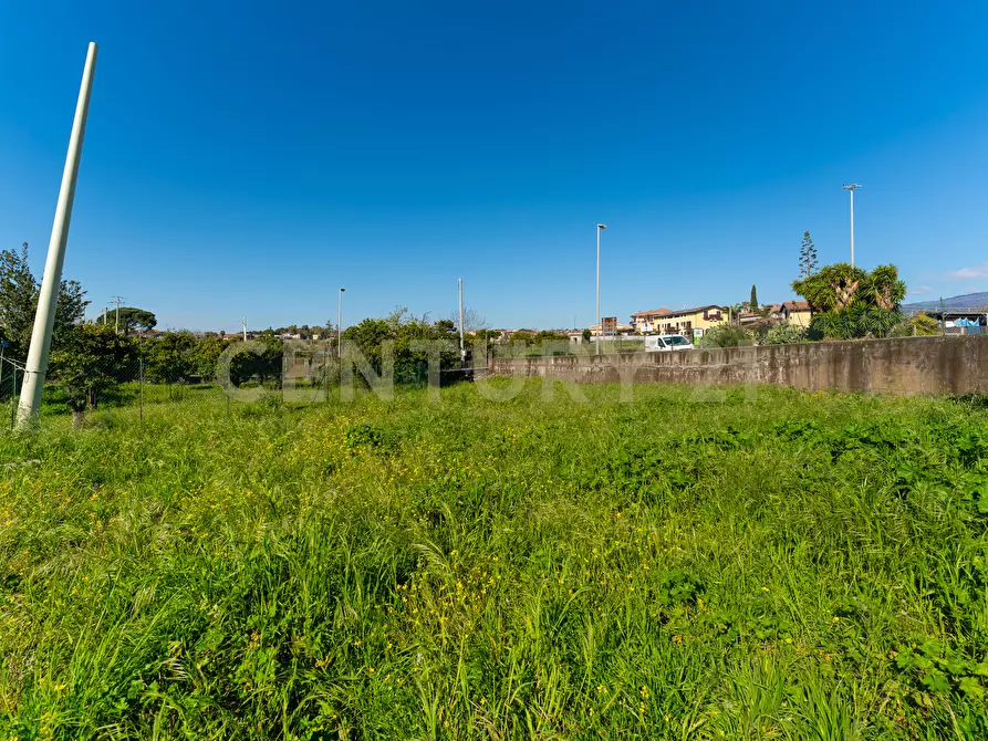 Immagine 33 di Terreno industriale in vendita  in Viale Andrea Doria 2 a San Giovanni La Punta