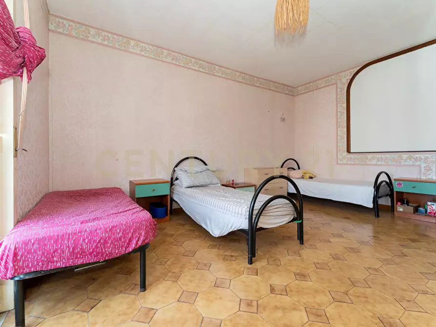 Immagine 22 di Trilocale in vendita  in Via dei Sanguinelli 11 a Catania