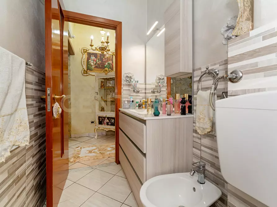 Immagine 24 di Appartamento in vendita  in Via Aurora 5 a Catania