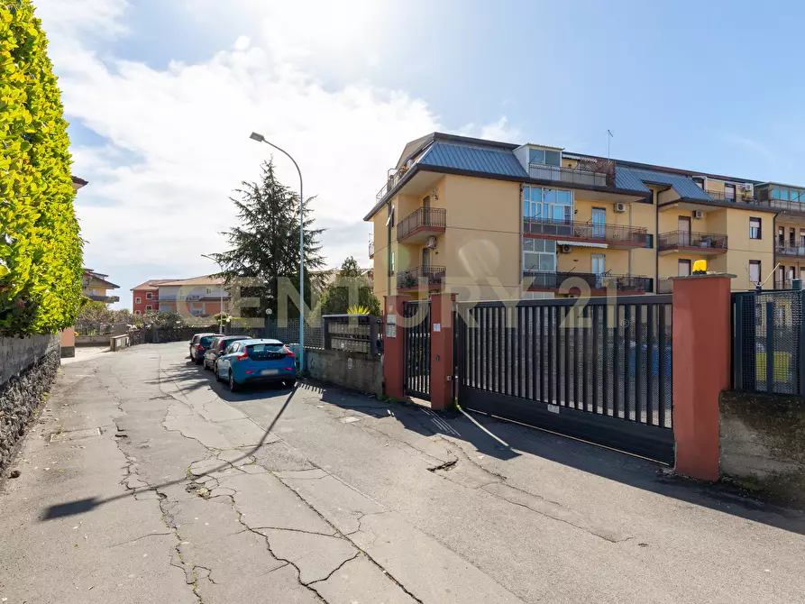 Immagine 48 di Pentalocale in vendita  in Via Cesare Battisti 34 a Belpasso