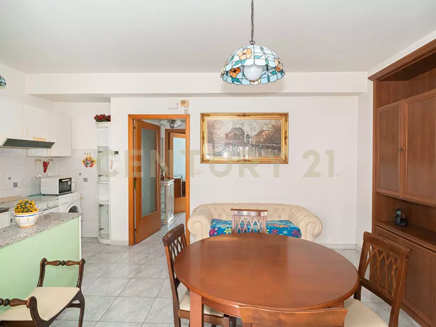 Immagine 7 di Bilocale in vendita  in Via Diana 8 a Fiumefreddo Di Sicilia