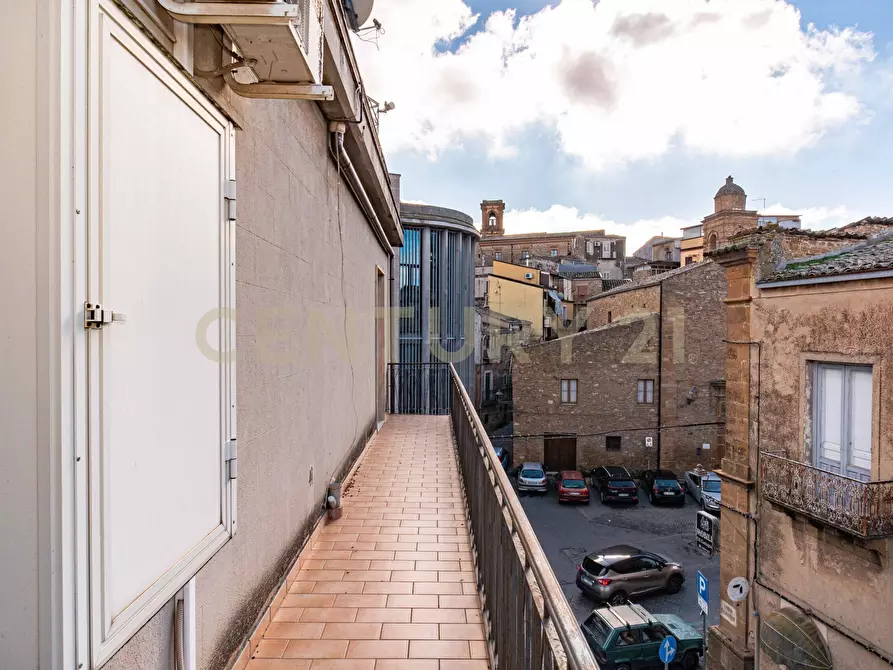 Immagine 40 di Casa semindipendente in vendita  in Via Giuseppe Mazzini 88 a Piazza Armerina