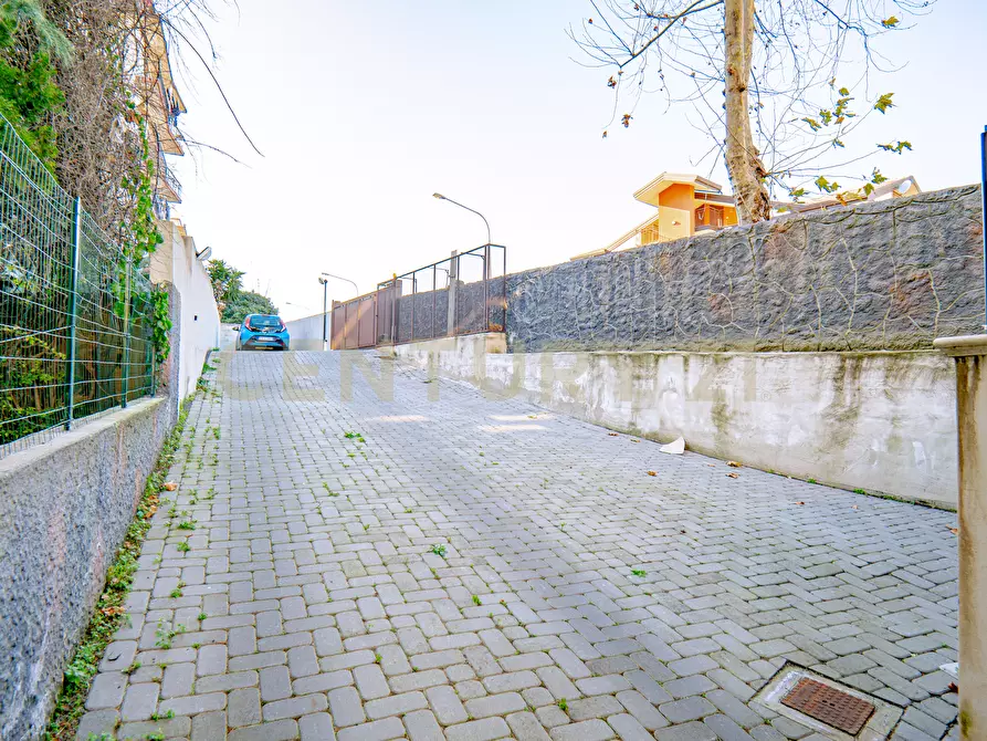 Immagine 24 di Trilocale in vendita  in Via Giuseppe Simili 73-77 a Catania