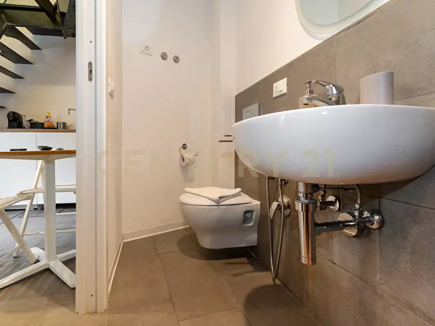 Immagine 67 di Casa bifamiliare in vendita  in Via della Palma a Catania