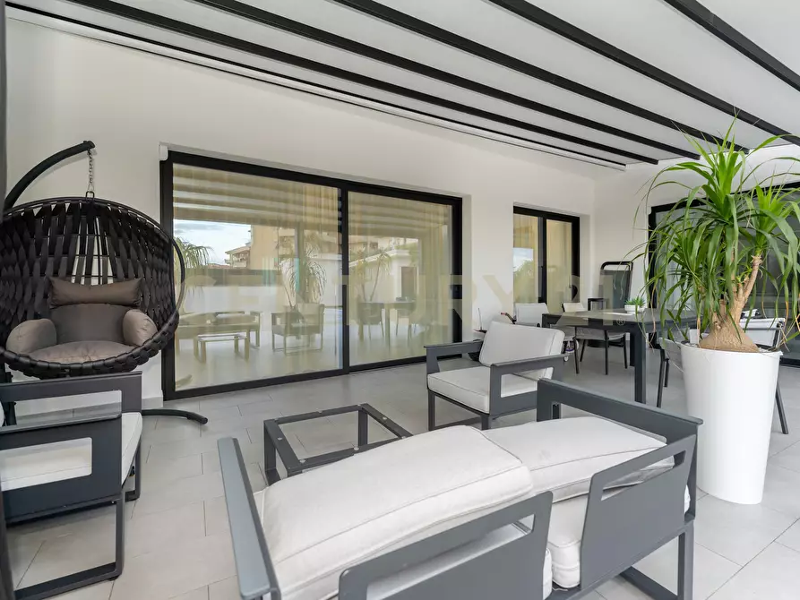 Immagine 25 di Villa in vendita  in Via Sant' Andrea 8 a Catania