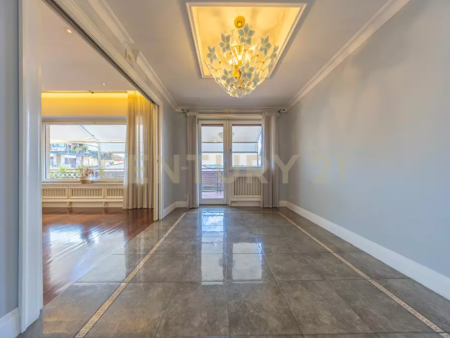 Immagine 37 di Appartamento in vendita  in Via Bevagna 68 a Roma