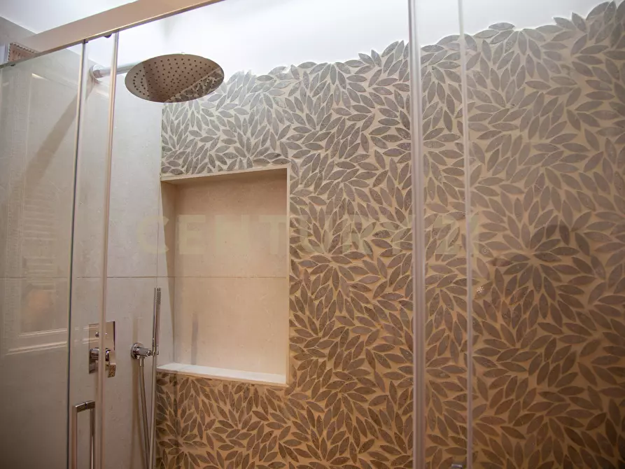 Immagine 14 di Bilocale in affitto  in Via Montecristo 10 a Roma