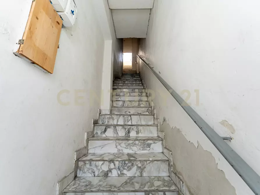 Immagine 10 di Quadrilocale in vendita  in Via Federico Confalonieri 9 a Catania