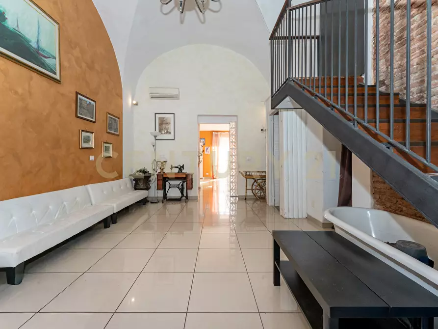 Immagine 5 di Porzione di casa in vendita  in Via Santissima Trinità 25 a Catania