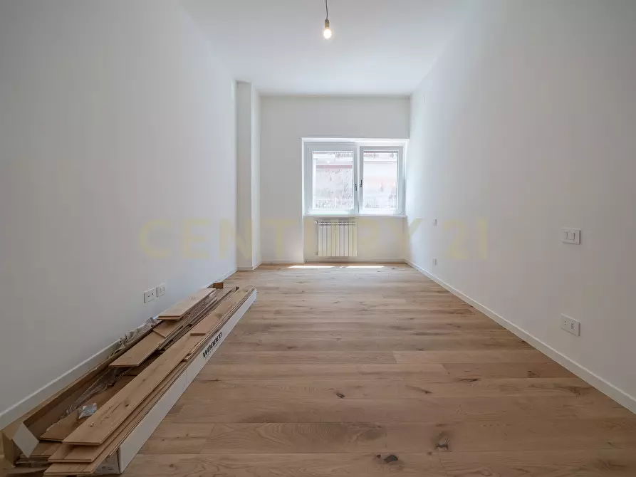 Immagine 34 di Trilocale in vendita  in Via Carlo Dossi 80 a Roma